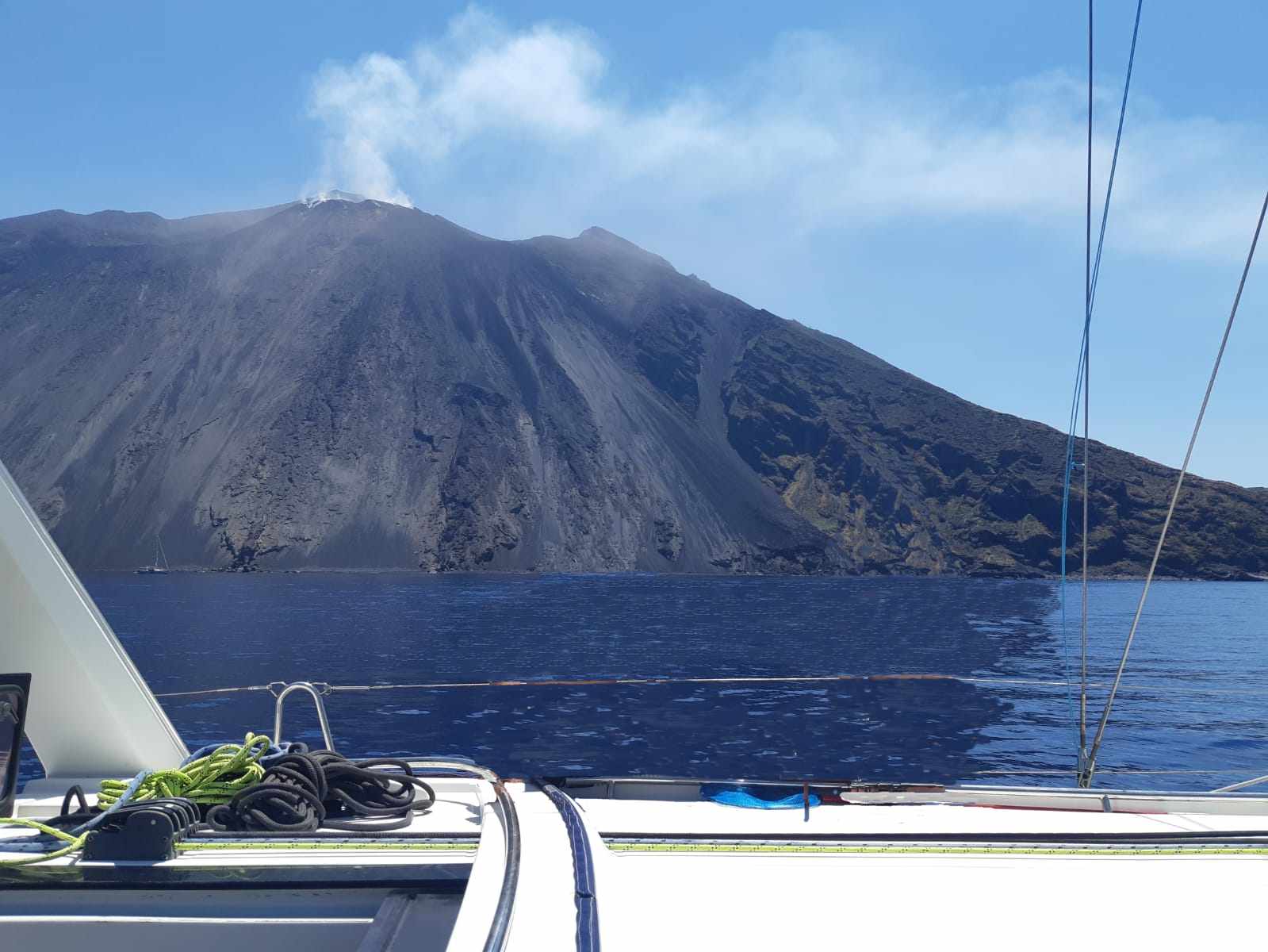 day trip to stromboli from palermo